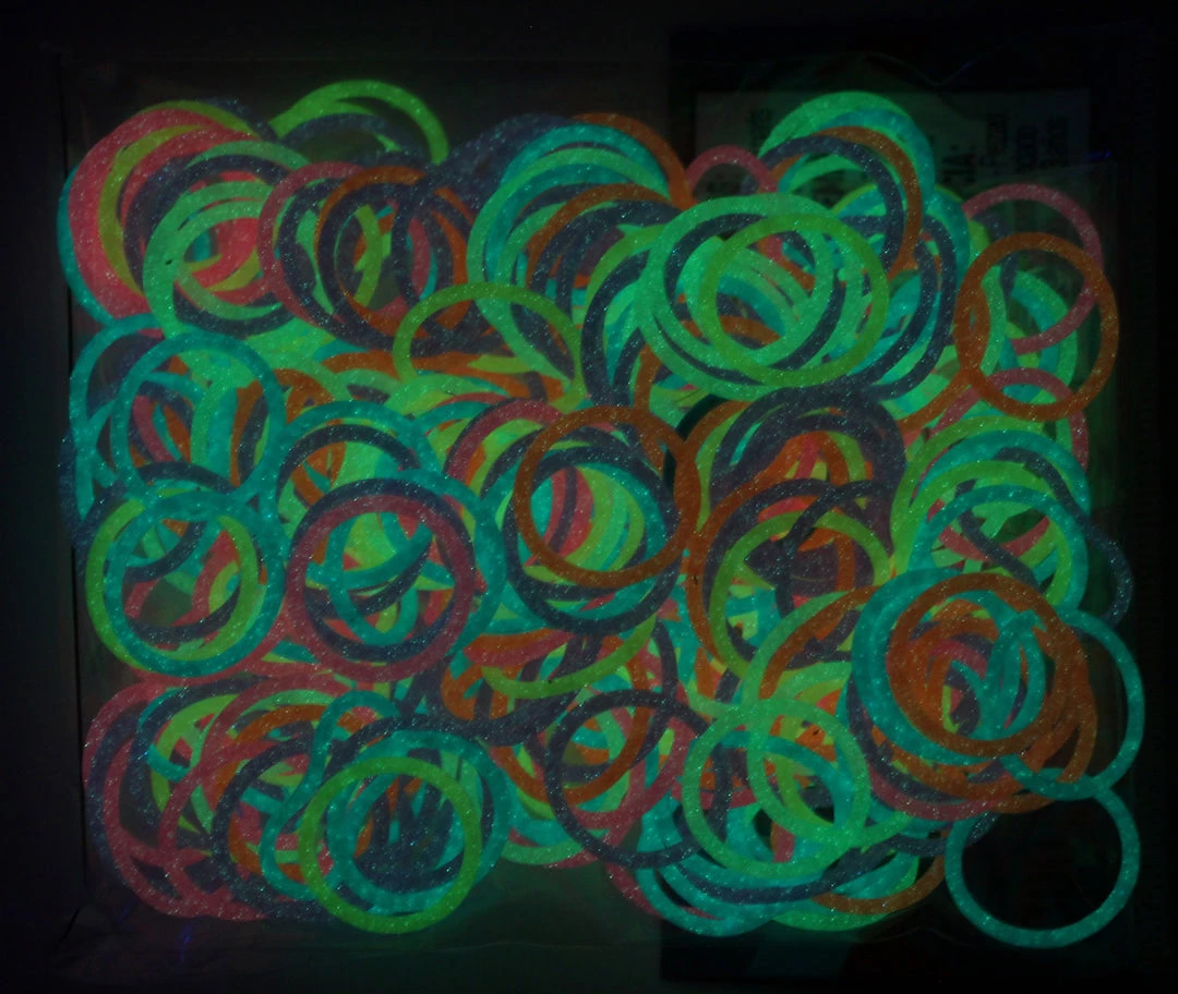 Rainbow Loom USA Webstore RL Band (Limited Edition) Fireworks Bands 2 Rainbow Loom USA Webstore RL Band (Limited Edition) Fireworks Bands